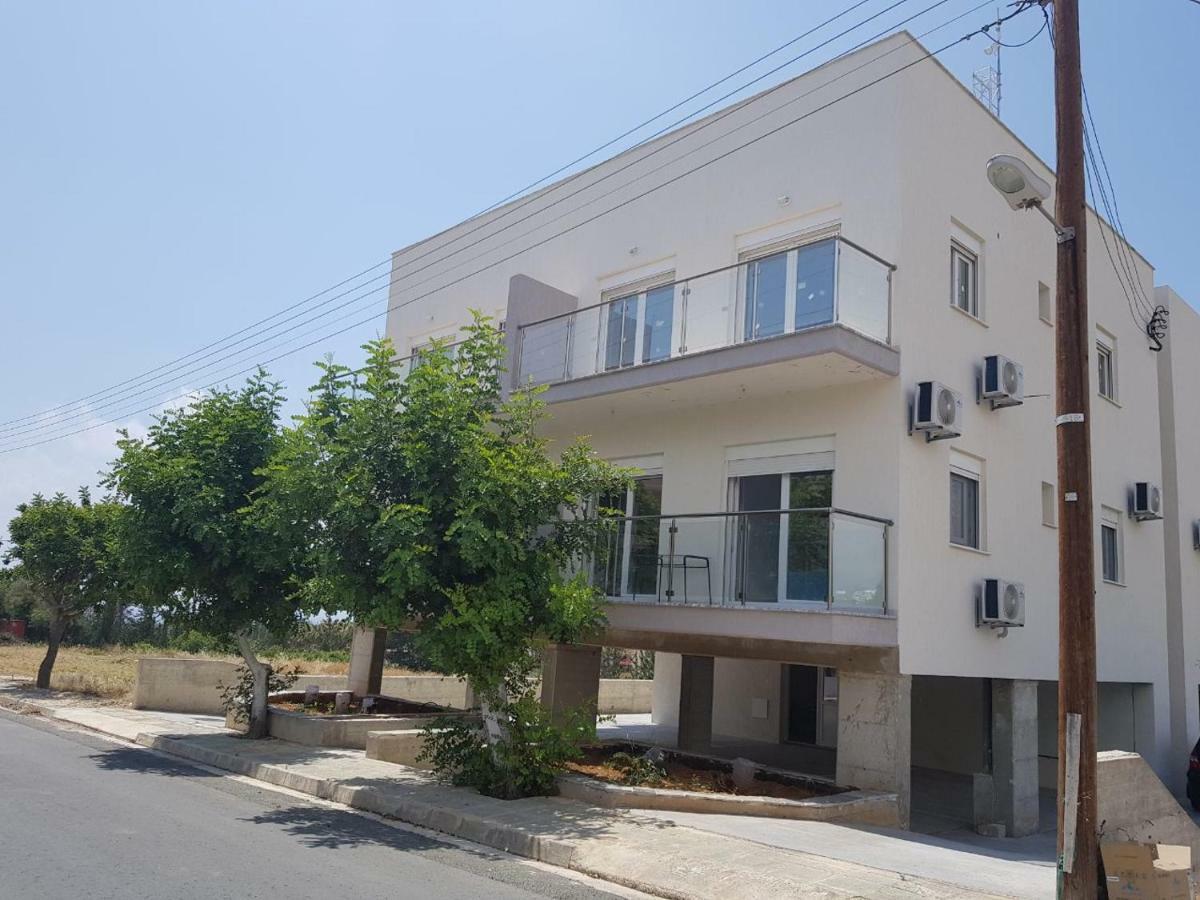 Paphos Apartments エクステリア 写真