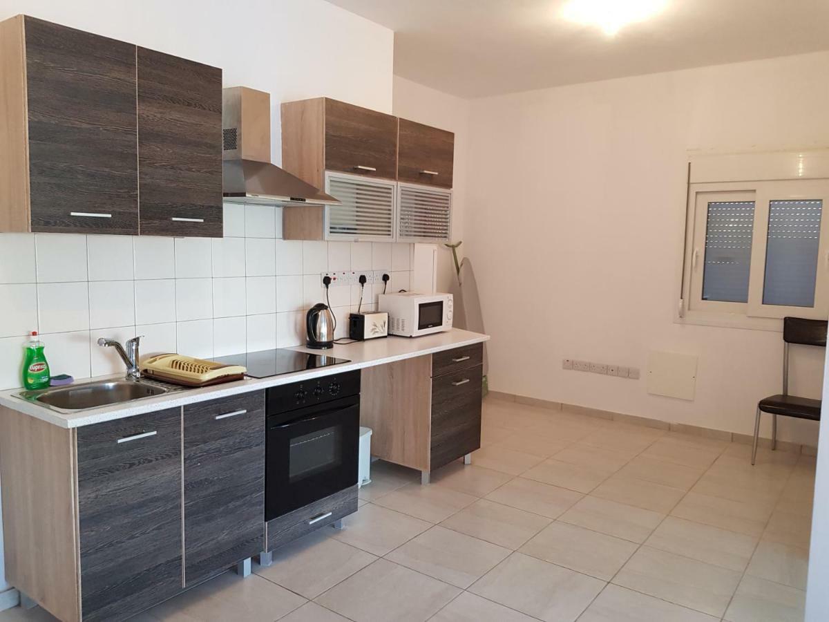 Paphos Apartments エクステリア 写真